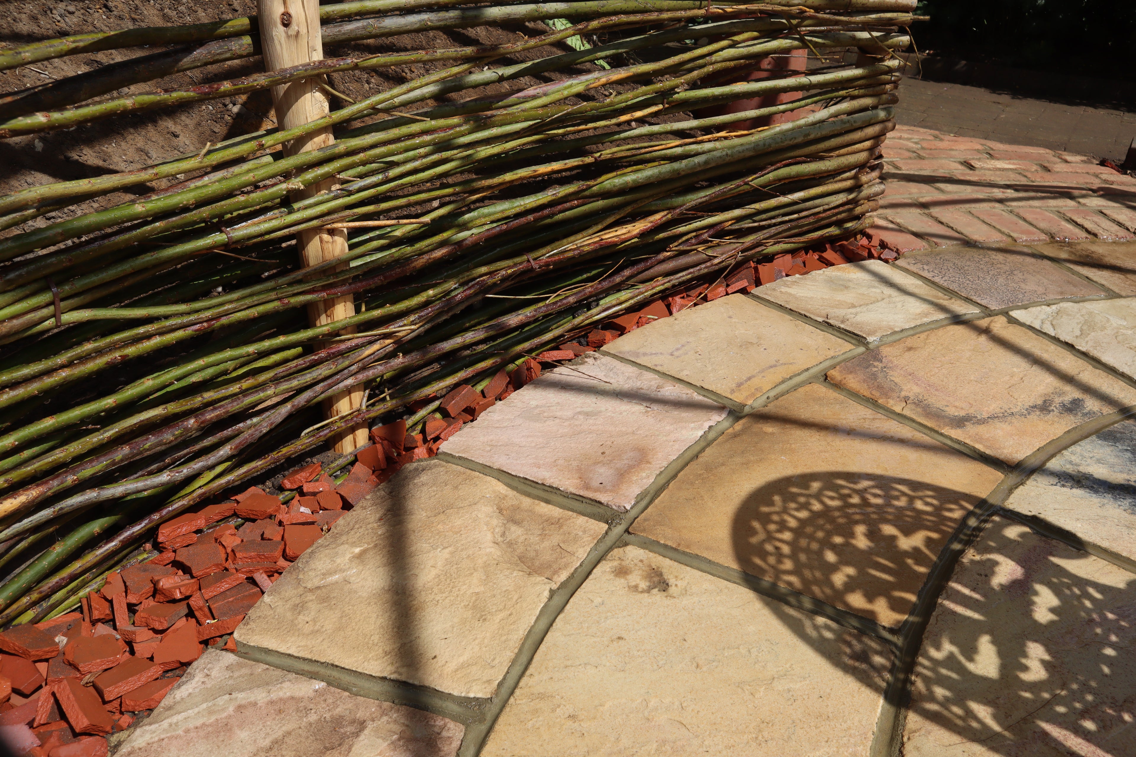 Digital Landscaping Guide - How to Build a Geodesic Dome - PDF Download