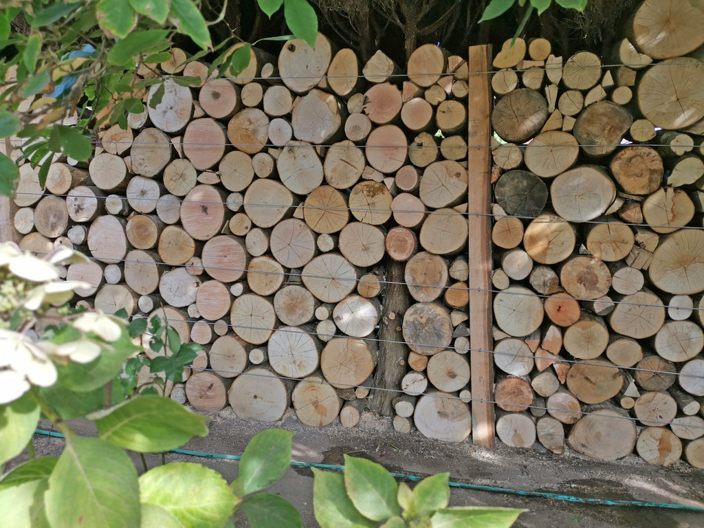 Digital Landscaping Guide - How to Build a Feature Log Wall - PDF Download