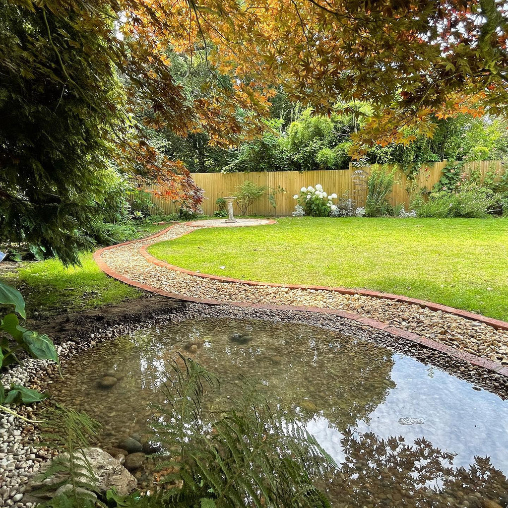 Digital Landscaping Guide - How to Build a Wildlife Pond - PDF Download